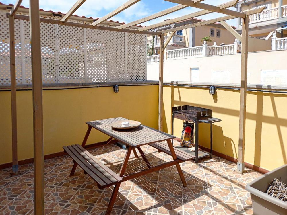 Hotel Casa La Sonrisa Shared House El Médano Esterno foto
